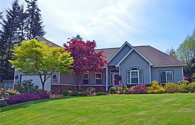 1st image of 1533 SE Nylace Ln