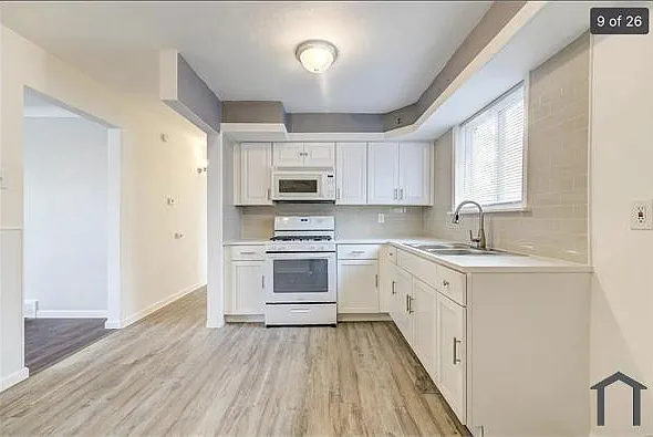 6300 Evergreen Blvd — Photo 3