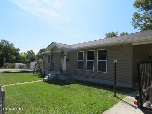 147 Athens Rd, Oak Ridge, TN 37830