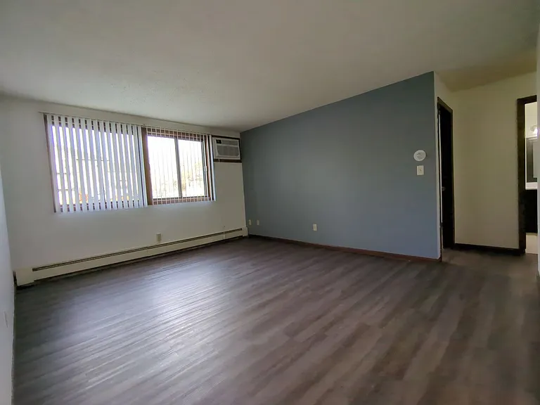 1014 E Saint Germain St — Photo 3