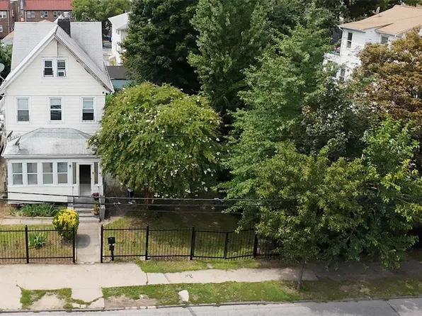 116 S 11th Avenue, Mount Vernon, NY 10550