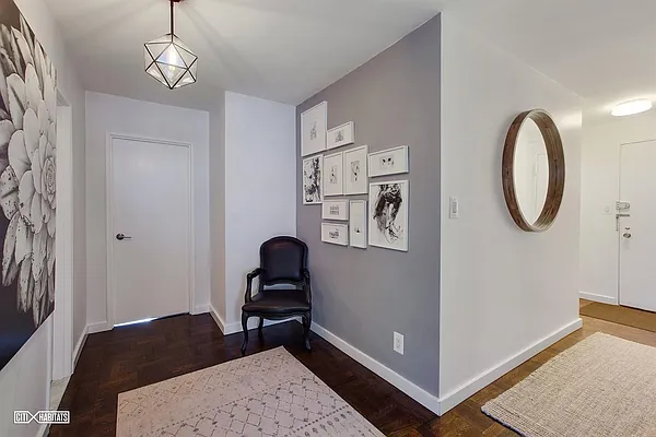 Sold by Citi Habitats | media 2