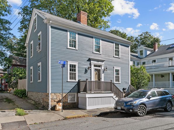 26 Perry St #1