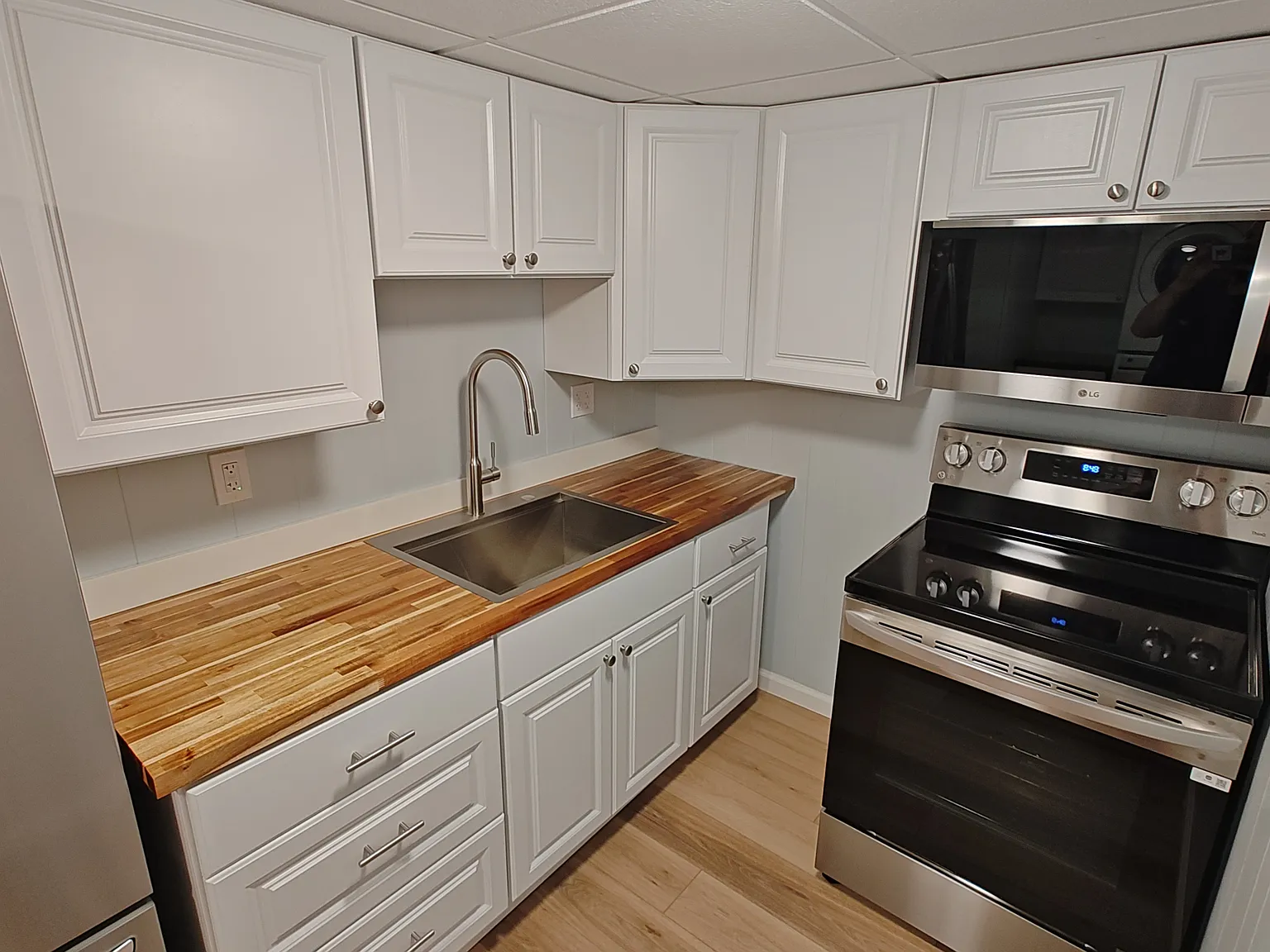 3 bed, 1150 sqft, $1,800 — Photo 2