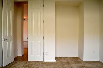 5th image of 3507 E Loma Vista St