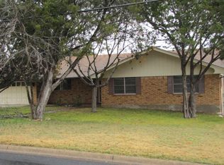 111 Skyview Dr, Ingram, TX 78025