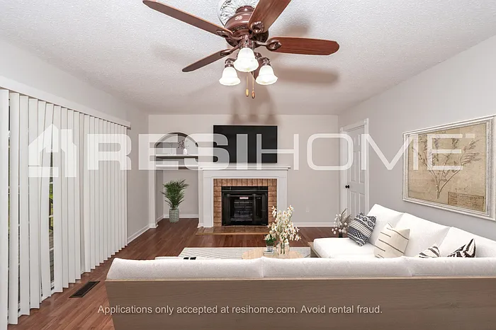 6870 Ridgewood Dr — Photo 5