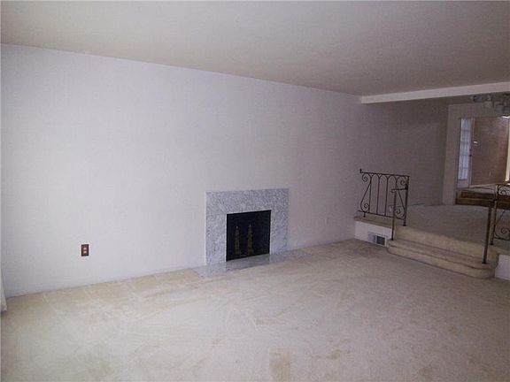 2nd image of 5928 Bethel Park Dr