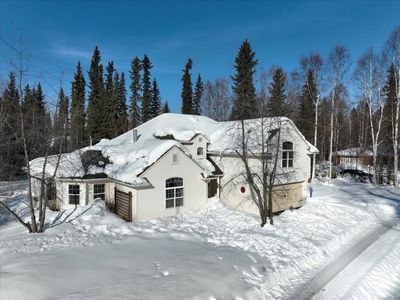 2950 Doughchee Ave, North Pole, AK, 99705
