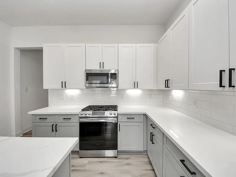 3010 Jensen Springs Ln — Photo 20