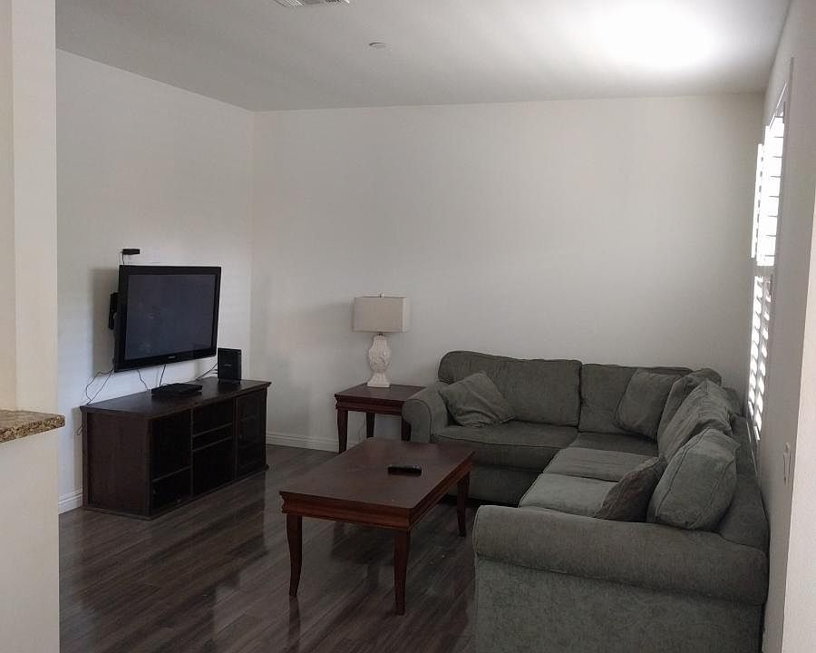 1st image of 12825 City Dr