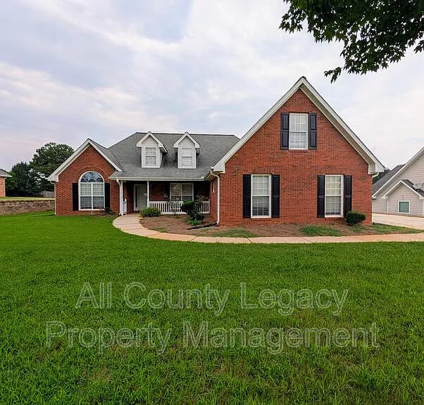 1491 Elena Dr — Photo 1