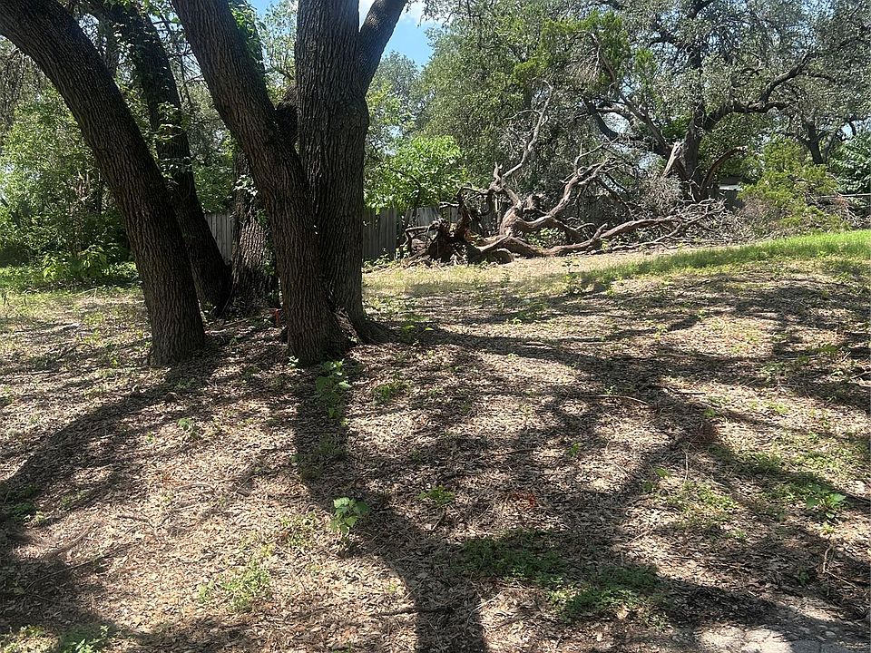 2nd image of 7900 Persimmon Trl