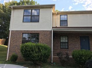 1533 E Knollwood Cir, Clarksville, TN 37043