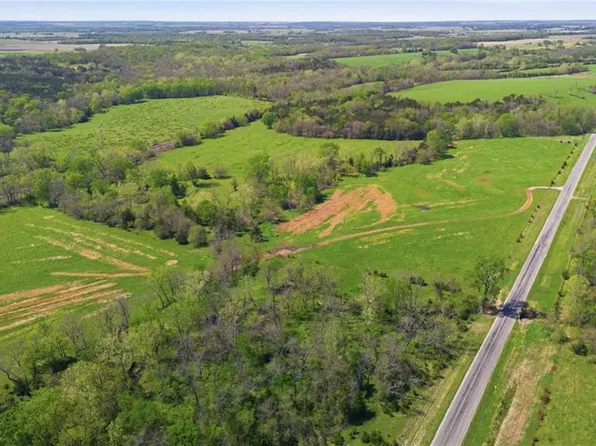 5 County Road 1077, Parker, KS 66072