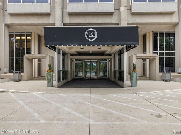 2nd image of 1300 E Lafayette St APT 1509