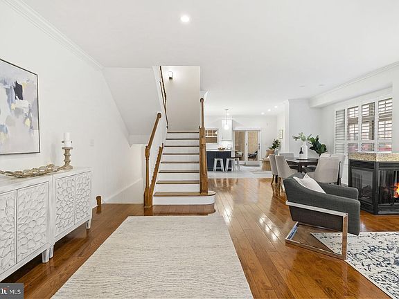 5th image of 1314 Federal St