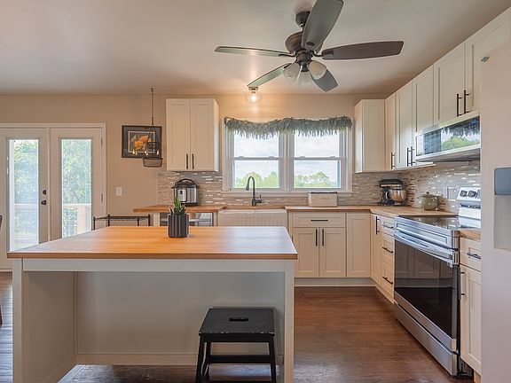 3rd image of 299 Louisville Ln