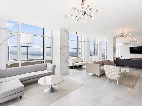 5th image of 635 W 42nd St APT 2L