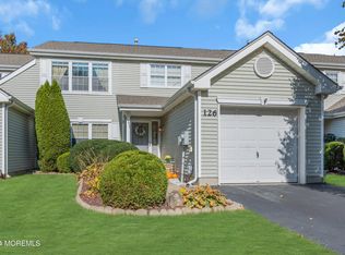 126 Linden Ln, Freehold, NJ 07728