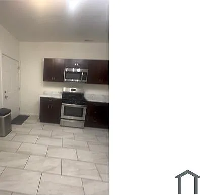 10435 S Corliss Ave — Photo 7