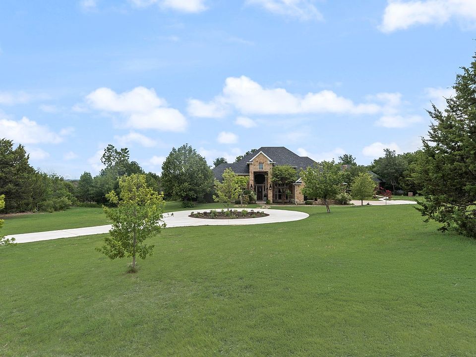 1st image of 137 Bluff Creek Rd