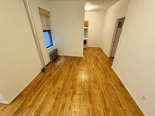 Rented by GreenVill Real Estate LLC | media 11