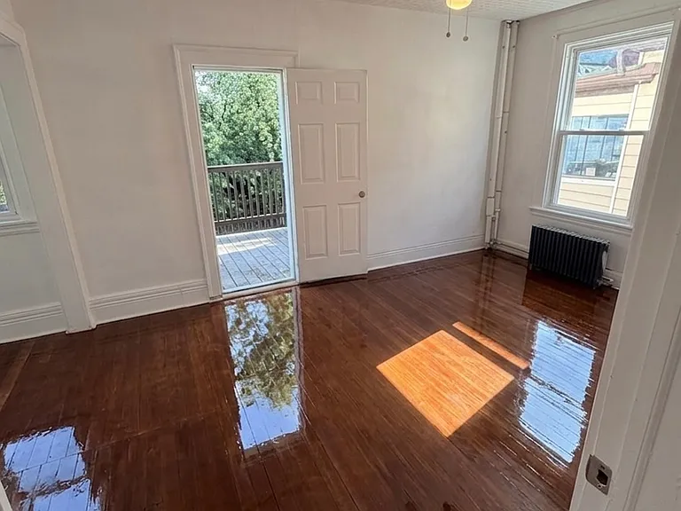 28 Ludlow St #2 — Photo 6