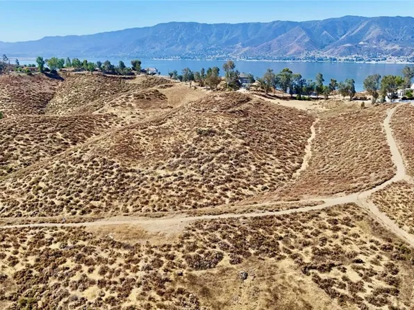 16 Londos #181, Lake Elsinore, CA 92530