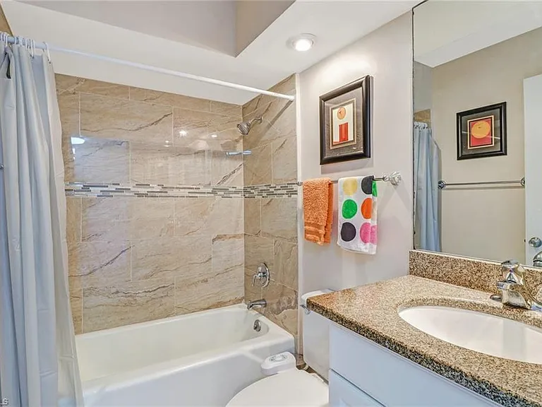 25870 Hickory Blvd #405 — Photo 20