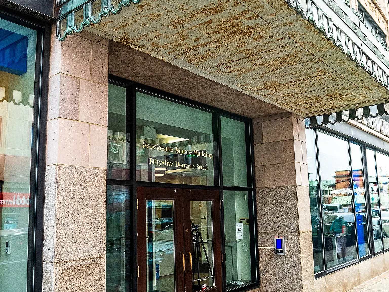 G Square — Photo 1