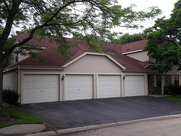 2nd image of 743 Sterling Ct APT B2