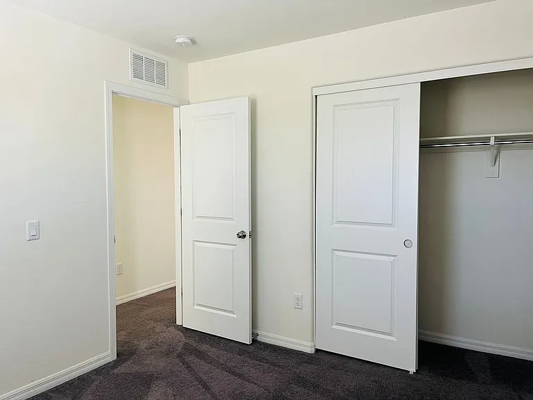 7133 Manolo St — Photo 37
