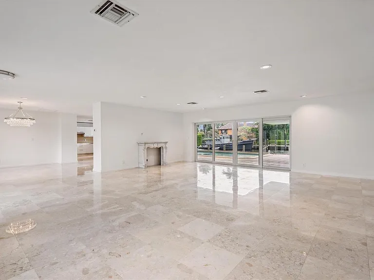 40 Isla Bahia Dr — Photo 9