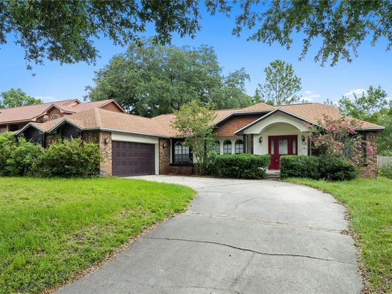 9109 QUEEN ELIZABETH COURT, Orlando, FL 32818