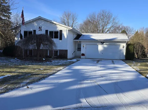 78 Martin Pl, Fond Du Lac, WI 54935