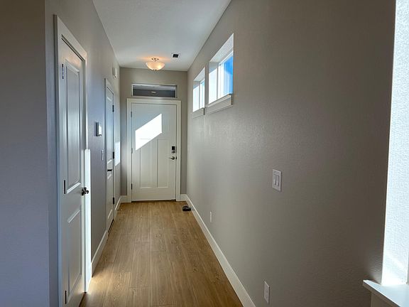 2nd image of 10920 NE 135th Ave