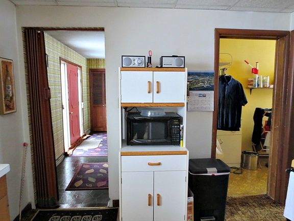 3rd image of 1400 Jackson St
