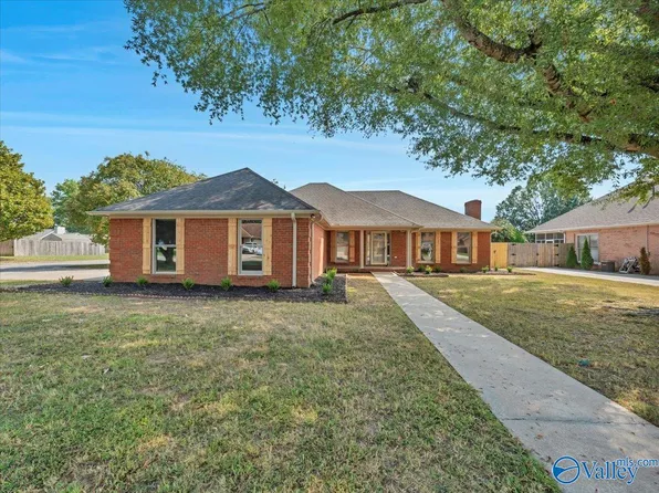 2802 Princeton Ave SW, Decatur, AL 35603