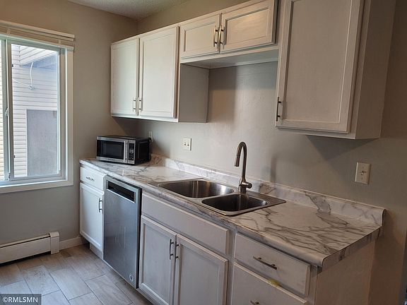 4th image of 10840 Rockford Rd APT 111