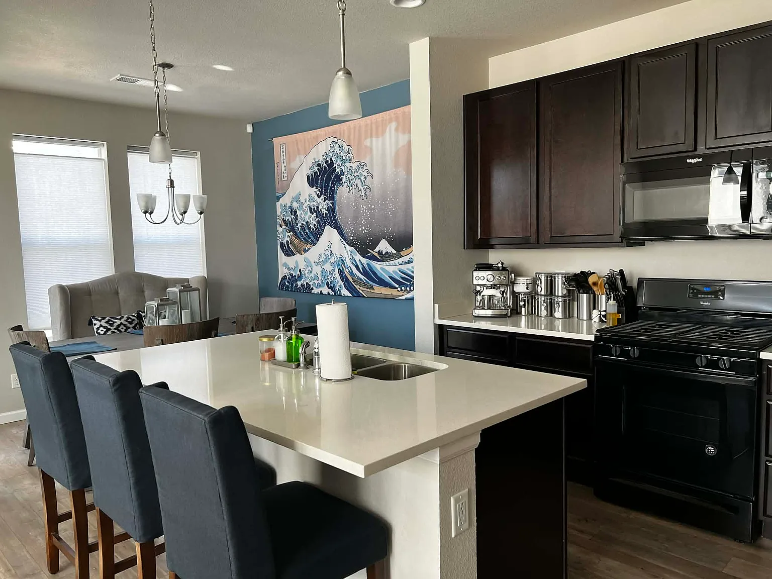 3 bed, 2.5 bath, 1700 sqft, $1,000 — Photo 3
