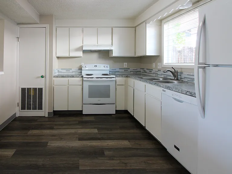 1561 Salishan St SE #1561 — Photo 12