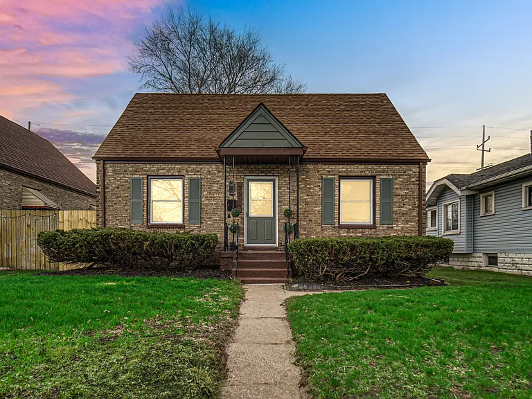 7339 Jefferson Ave — Photo 18