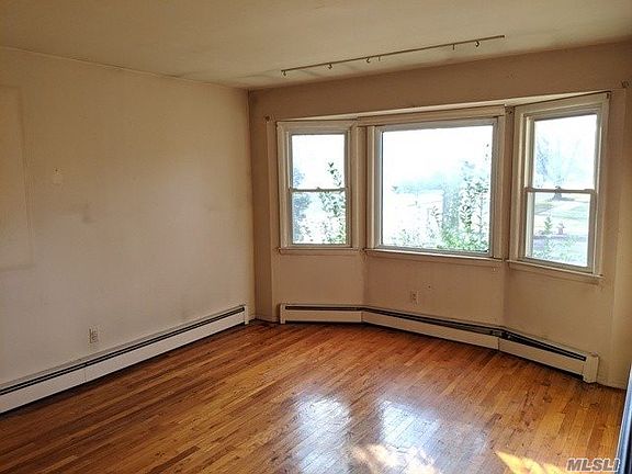 5th image of 63 Grove St
