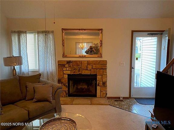 5th image of 6955 Dorr St Suite 7