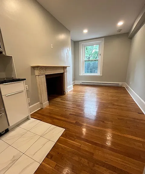The Blackstone on Beacon — Photo 89