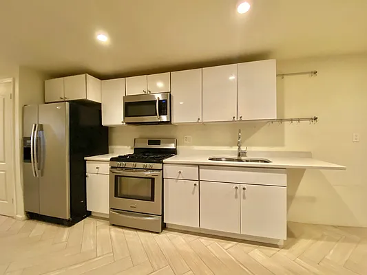 Rented by Simply Brooklyn Realty Inc | media 24