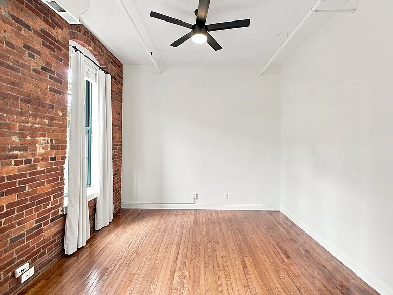 55 W Livingston Ave #203 — Photo 19