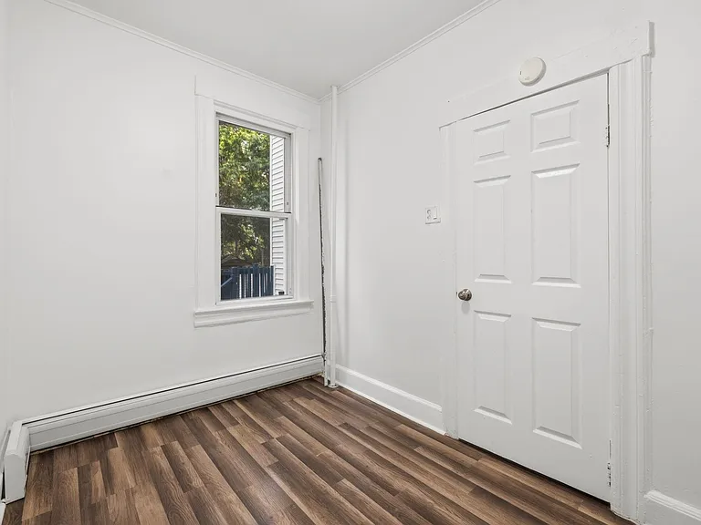 342 Avenue E #1 — Photo 8
