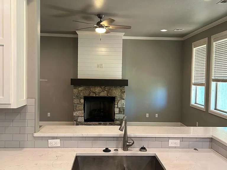 14640 Rochefort Ln — Photo 15